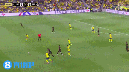 DB视讯官网半场-奥达兹错失良机两队合计2脚射正 洛杉矶FC0-0墨西哥美洲