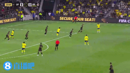 DB视讯官网半场-奥达兹错失良机两队合计2脚射正 洛杉矶FC0-0墨西哥美洲